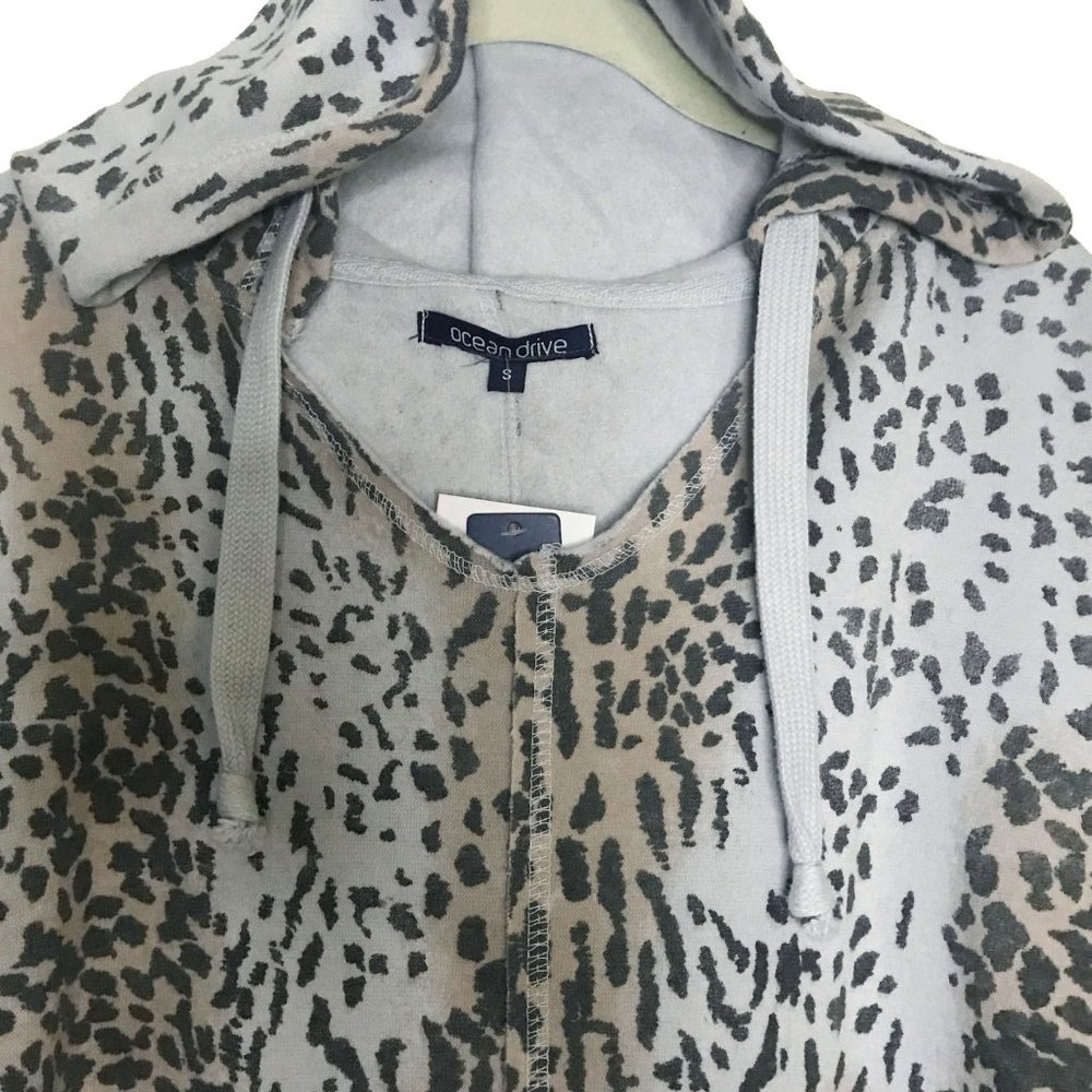 Leopard Hoodie Sweatshirt NWT - Size S - Picture 3 of 5